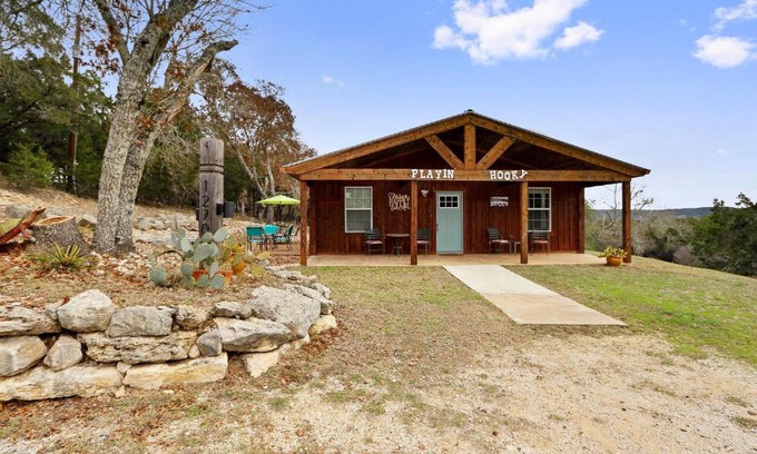 Canyon Lake Casa | Playin Hooky