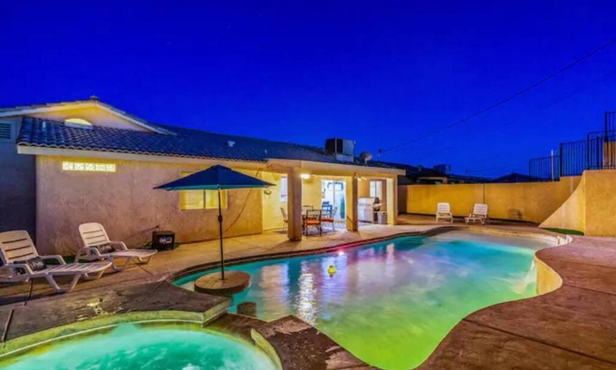 Lake Havasu City Villa | Playpool Oasis-Pool, Spa, Garage, Great Lake Views