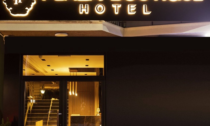Pristina Cama Y Desayuno | Plaza Boutique Hotel