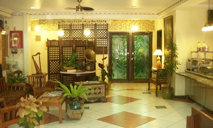 Dumaguete Hotel | Plaza Maria Luisa Suites Inn