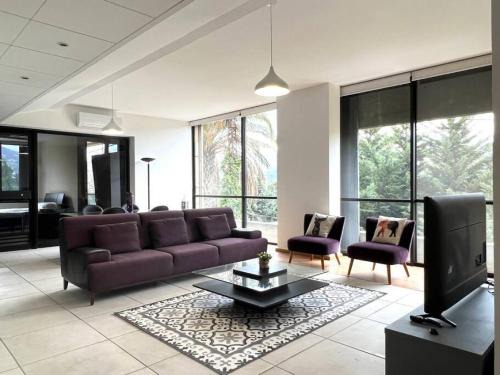 Duhur ash Shuwayr Apartamento | Pleasant 1BR apt with green views - Jamhour