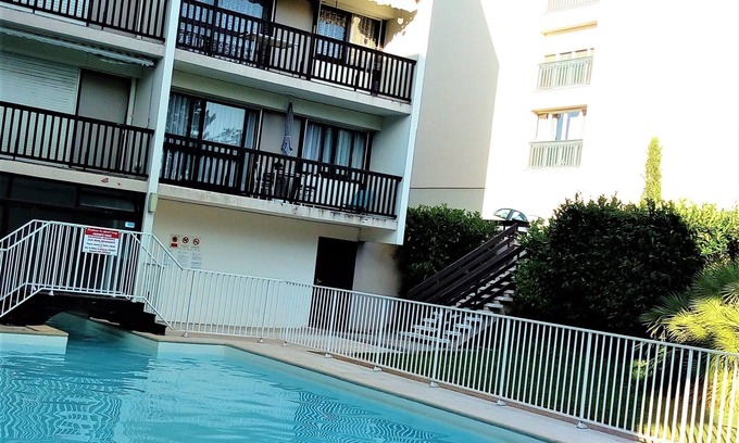 Touques Apartamento | Pleasant 2-room apartment in residence with swimming pool