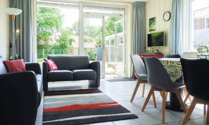 Dishoek Casa | Pleasant 5-person holiday home in Koudekerke at just 250 metres from the beach