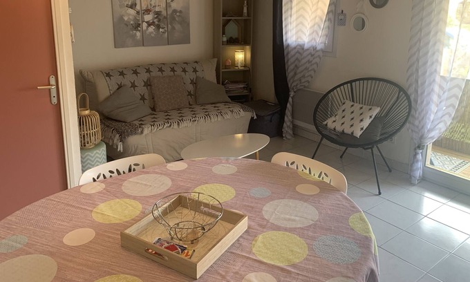 Valras-Plage Cabina | PLEASANT AIR-CONDITIONED HOUSE NEAR SEA WITH BEACH ACCESS 150M