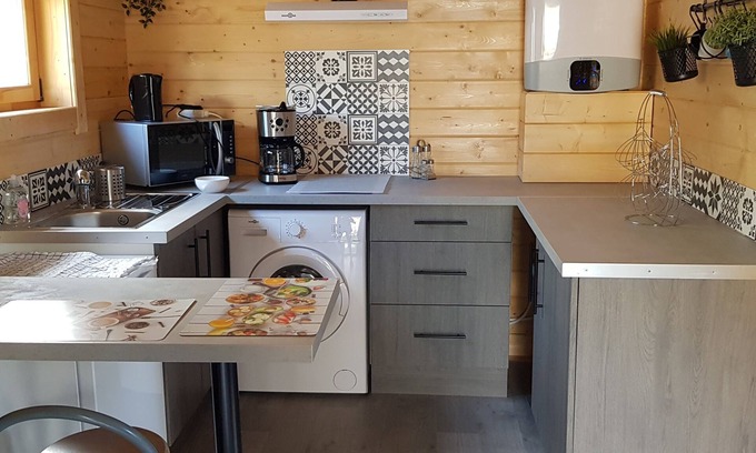 Calorguen Chalet De Esquí | Pleasant and peaceful fully equipped wooden chalet