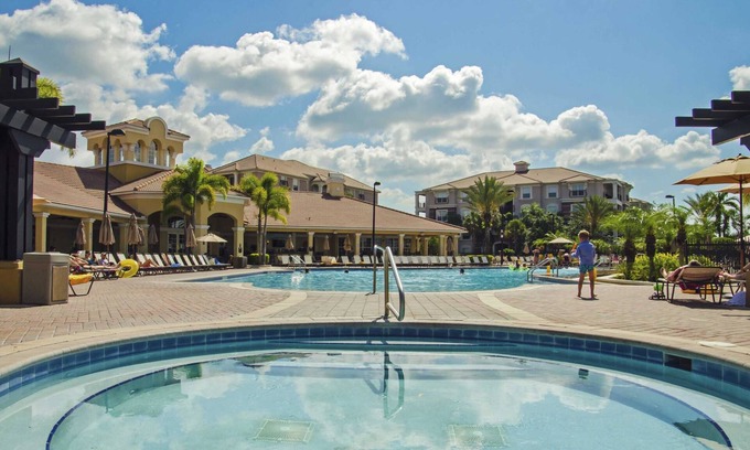 Florida Central Atlantic Coast Villa | Pleasant and Spacious Town Home Near the Convention Center #3vc107
