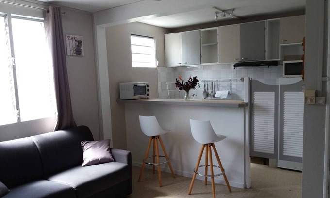 Schoelcher Apartamento | Pleasant F2, fiber, garden, garage, air conditioning ch
