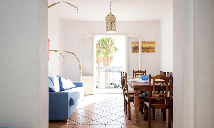 Porticello Casa | Pleasant Holiday Home in Santa Flavia with Sauna