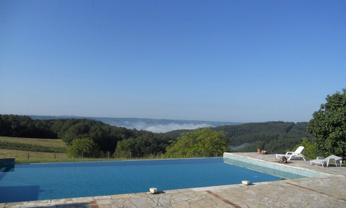 Beynac-et-Cazenac Casa | Agradable casa para 6 personas, tranquila, con piscina comunitaria