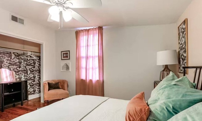 Faubourg Delachaise Casa | Pleasant Palace