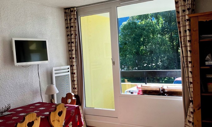 Les Carroz-d'Araches Apartamento | Pleasant Savoyard resort studio