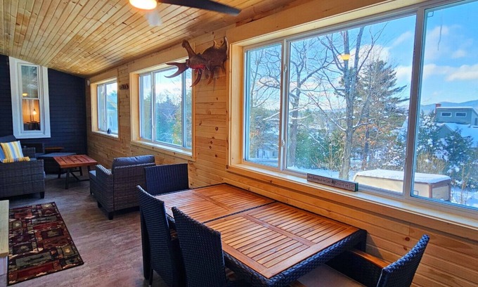 Greenville Apartamento | Pleasant Street Retreat -3BD apartment-Direct ATV