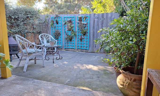 Toro Canyon Apartamento | Pleasant studio with WiFi in the charming Foothills of Carpinteria.n