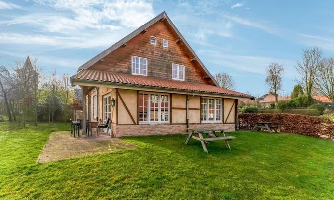 Slenaken Apartamento | Pleasant villa in Slenaken with Garden