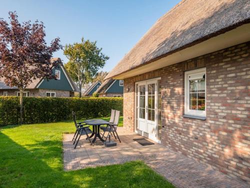 Sint Maartensvlotbrug Casa | Pleasant villa near sea and beach
