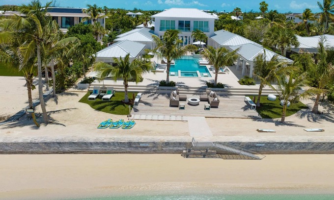 Grace Bay Villa | Milestone in Providenciales by Personal Villas - Contemporary Modern Design