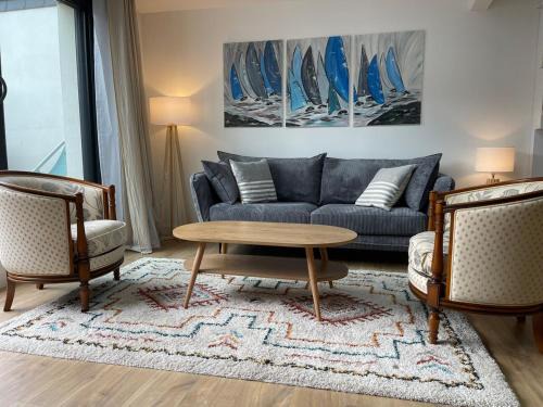 Auray Apartamento | Plein centre Auray - Grand duplex 2 chambres avec terrasse ensoleillée