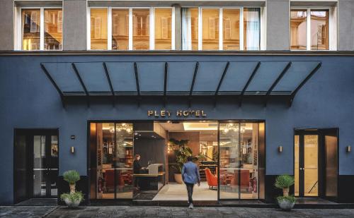Faubourg-du-Roule Hotel | PLEY Hotel