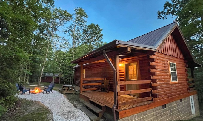 Saint Helens Cabina | Pluggy’s Place - Climber’s Haven near PMRP!