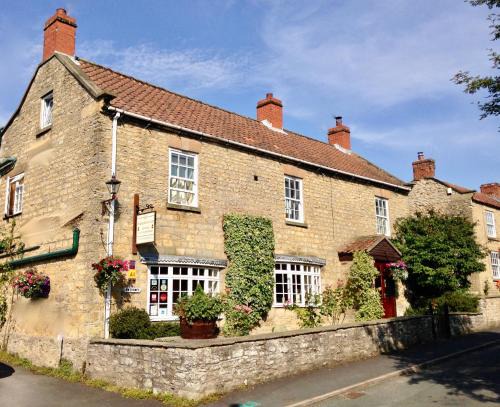 Nawton Casa | Plumpton Court