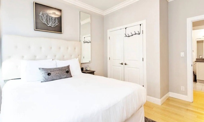 Nob Hill Casa | Plush Three Bedroom Private Getaway in the Heart of Nob Hill!