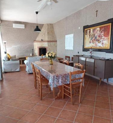 Leporano Apartamento | PM 1 Via Ovidio Guest House
