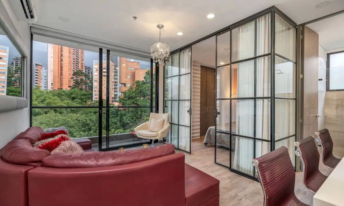 El Castillo Condominio | Lights of Medellin , central location
