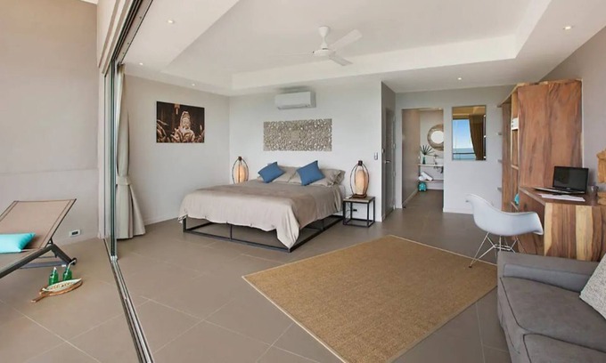 Chaweng City Center Villa | Poda @ Comoon Ático con impresionantes vistas al mar