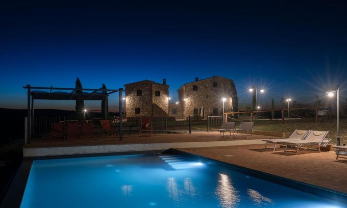 Asciano Casa | Podere Fossaccio Casa Fiordaliso