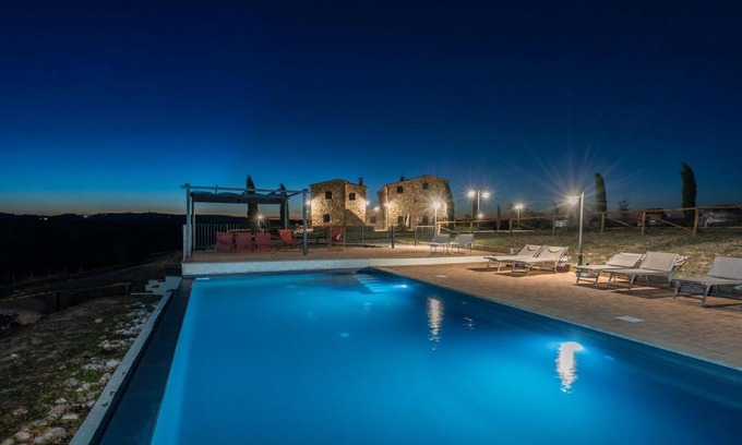 Asciano Casa | Podere Fossaccio Casa Pino