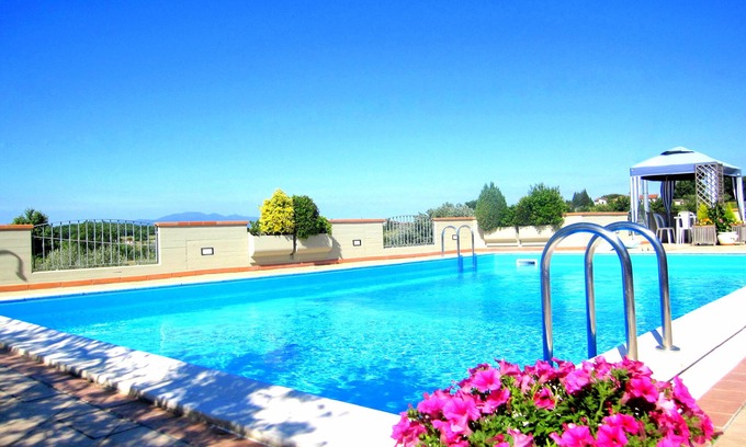 Poggio Alla Cavalla Otro | AGRITURISMO POGGIO ALLA CAVALLA con piscina en el corazón de la Toscana