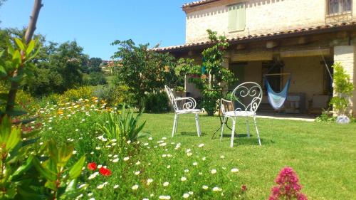 Tavoleto Cama Y Desayuno | Poggio Dei Prugnoli