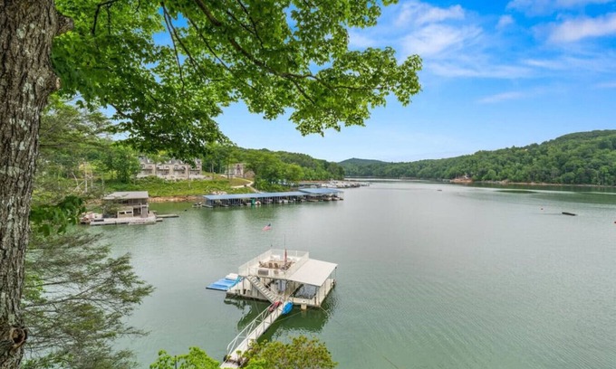 Rocky Top Cabaña | Point 3 Paradise - Dbl Decker Dock, Firepit & More