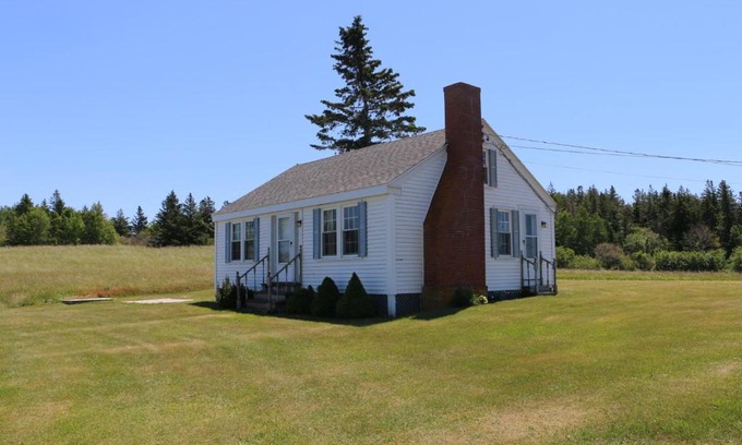 Deer Isle Casa | Point Field