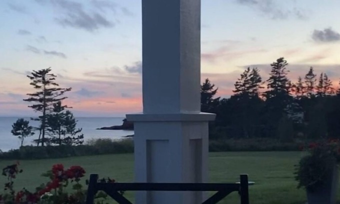 Belfast Casa | Point Prim Summer Home
