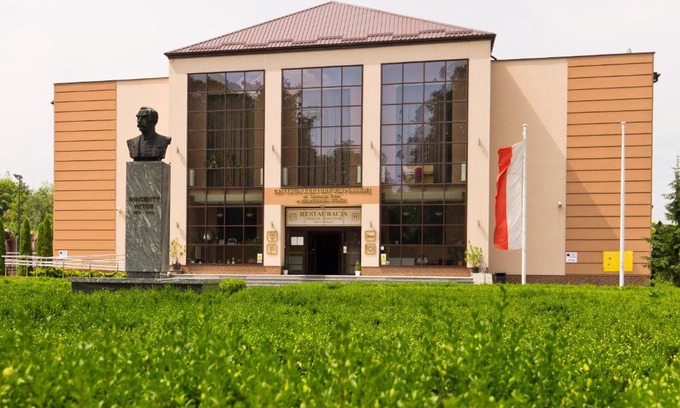 Wierzchoslawice Complejo | Pokoje Gościnne w Centrum Kultury Wsi Polskiej