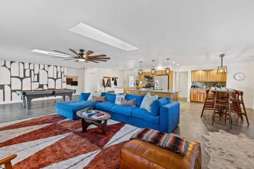 Williams Casa | Polar Express Hot Tub Pool Table Mountain Views