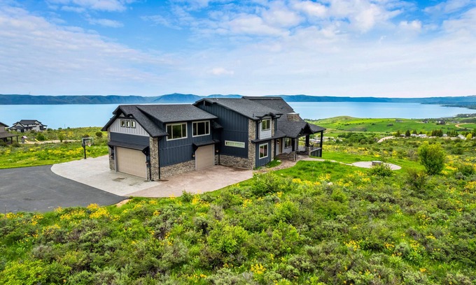 Fish Haven Cabina | Polaris Peak (Sleeps 36)