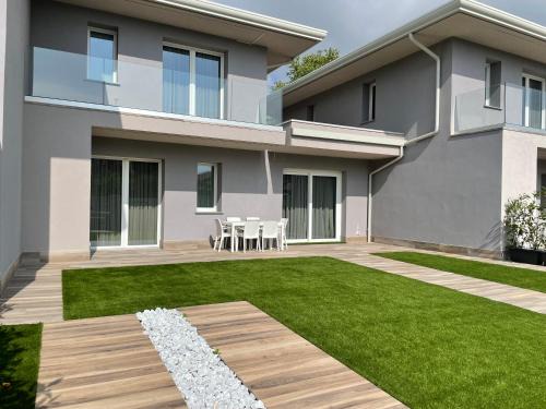 Lido delle Nazioni Villa | Polinesia 2
