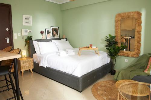 Thessaloniki Apartamento | Pomegranate Luxury Studio by BiNoBi!