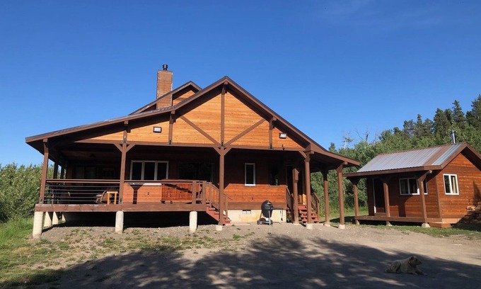 East Glacier Park Casa | Pond property with great views 12 miles from Two Medicine entrance of GNP