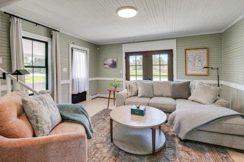 Presque Isle Casa | Pond Views Spacious Family Home in Presque Isle!