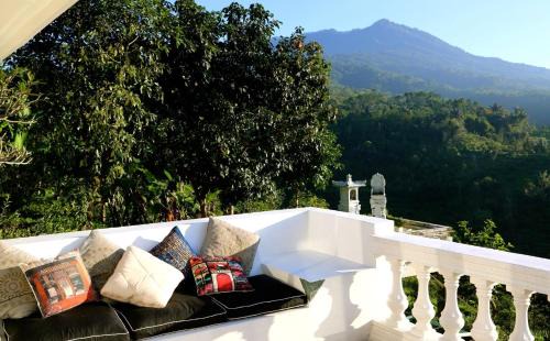 Batunya Casa | Pondok Plantation Luxury Mountain Escape Bedugul
