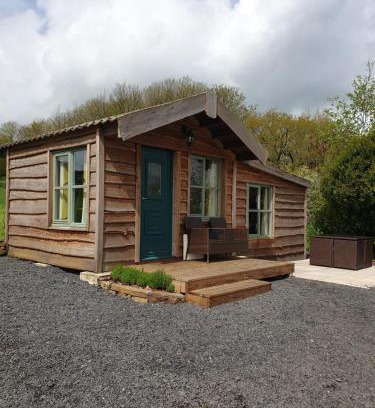 Brazzacott Chalet De Esquí | Pondside Cabin
