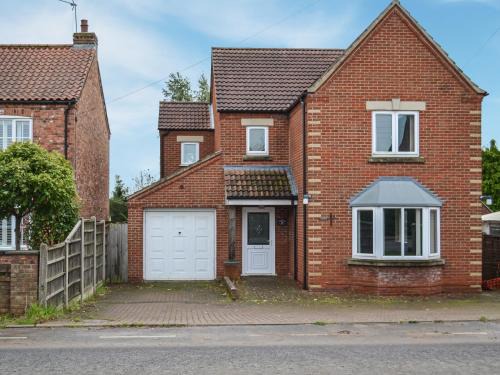 Frampton Casa | Pondside