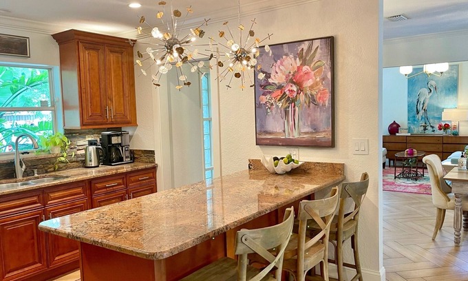 Winter Park Casa | Pondside Retreat with Koi in Charming Winter Park, FL