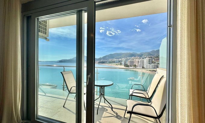Rafajlovici Apartamento | Ponta Nova One bedroom - Sea view