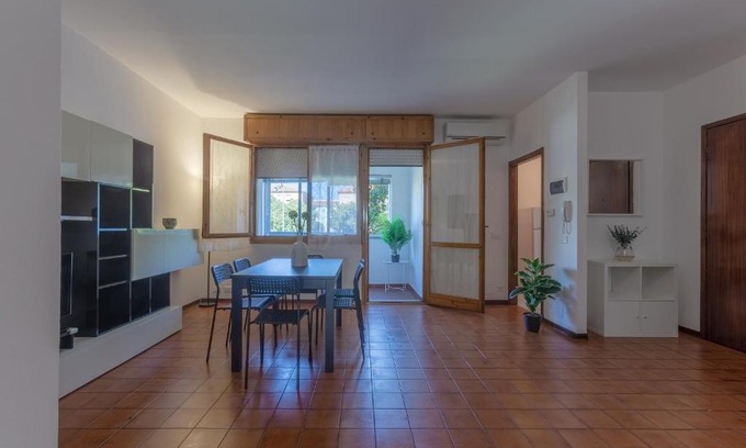 Pontelagoscuro Apartamento | Pontelagoscuro Huge & Residential Apartment