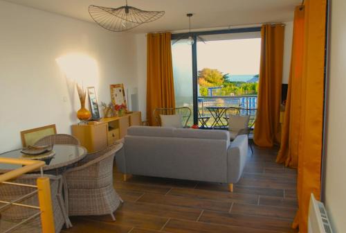 Saint-Come-de-Fresne Apartamento | pontons view residence