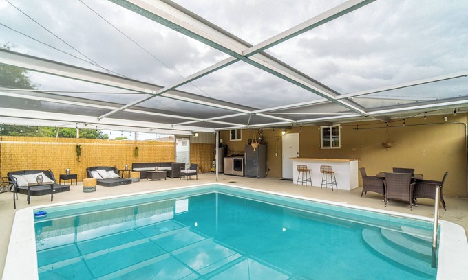 North Miami Casa | Pool, 4 Bed, 3 Bath, Patio, Parking.